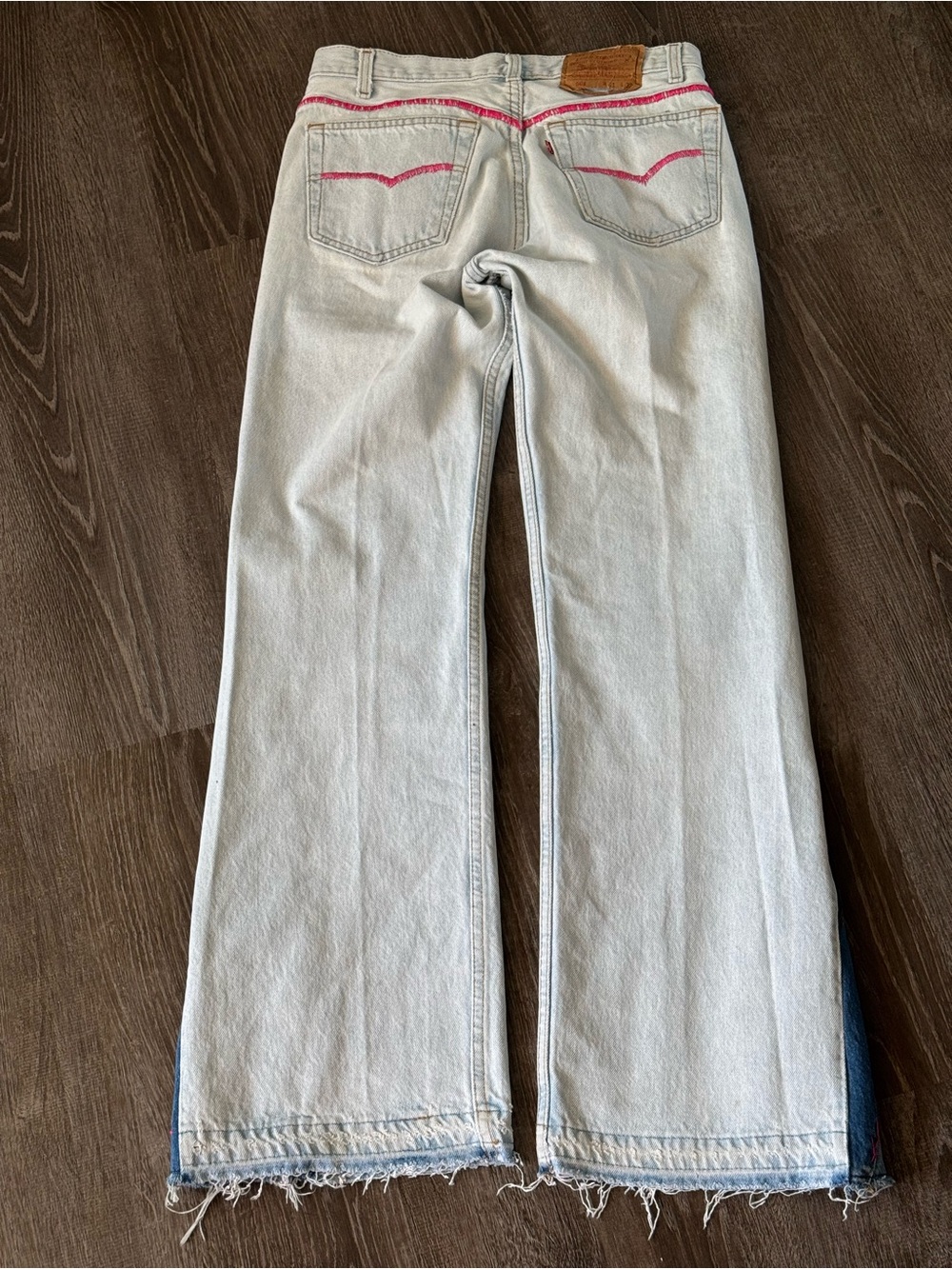 Upcycled Levi’s 501 GOOD KARMA Jeans | Custom Flare Leg | Peace Sign & Eye Art - Picture 6 of 10
